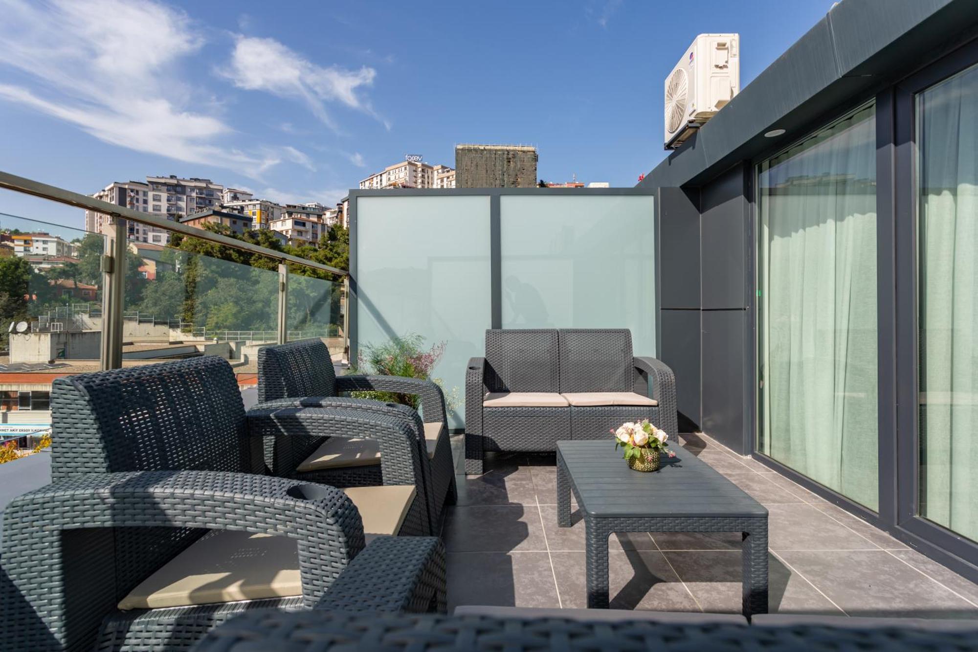 Atm Suit Otel Istanbul Exterior photo